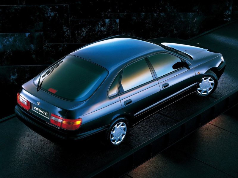 Toyota Carina e 1992