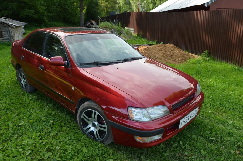 Тойота Карина ed 1996 года