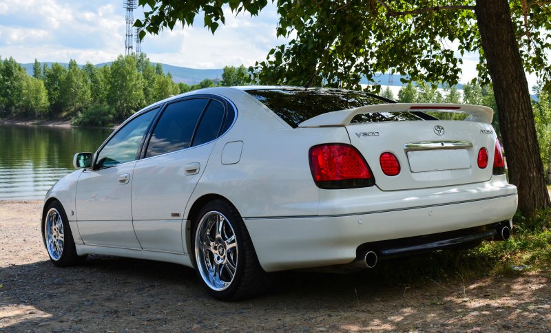 Toyota Aristo II