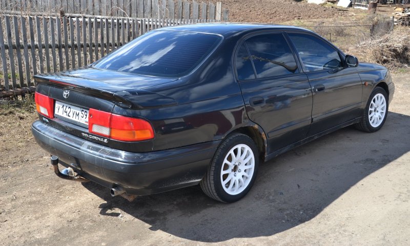 Тойота Карина ед 1996