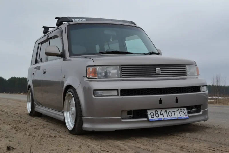 Toyota BB 2000