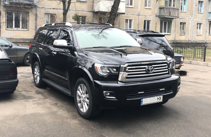 Toyota Sequoia (2g)