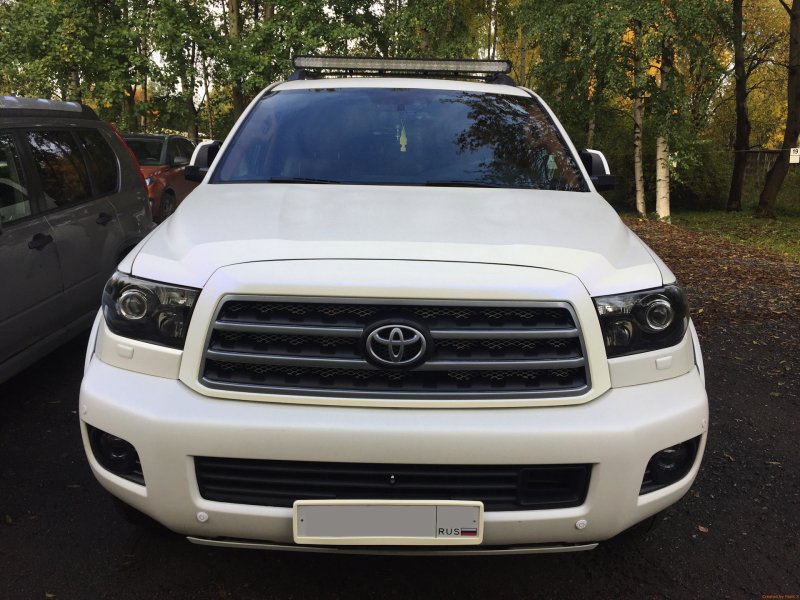Toyota Sequoia r22