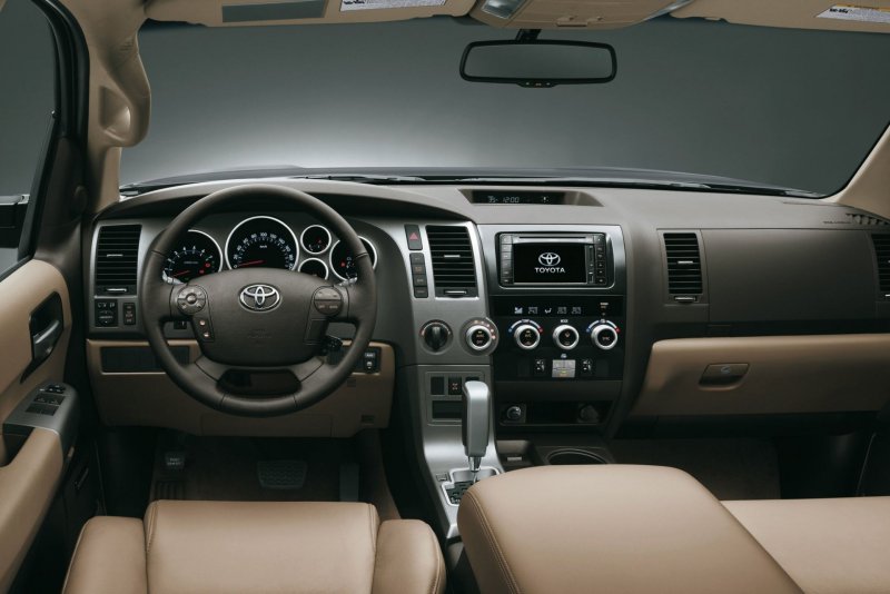 Toyota Sequoia r20