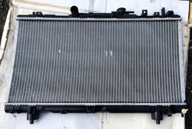 Радиатор охлаждения Toyota sxm10