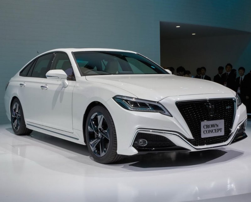 Toyota Crown Majesta 2021