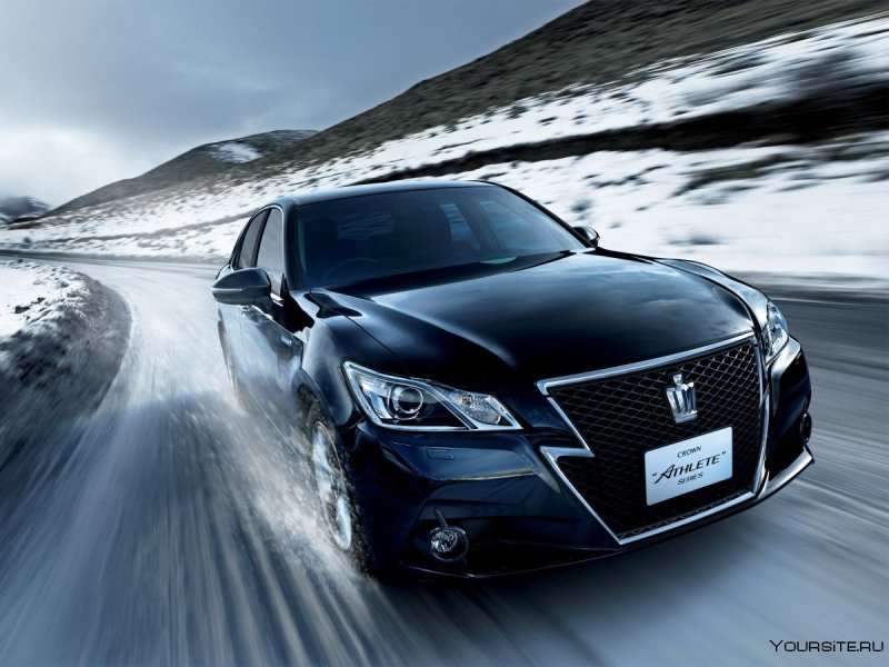 Toyota Crown athlete 2012