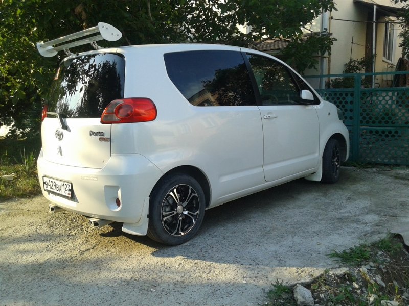 Toyota porte r 17