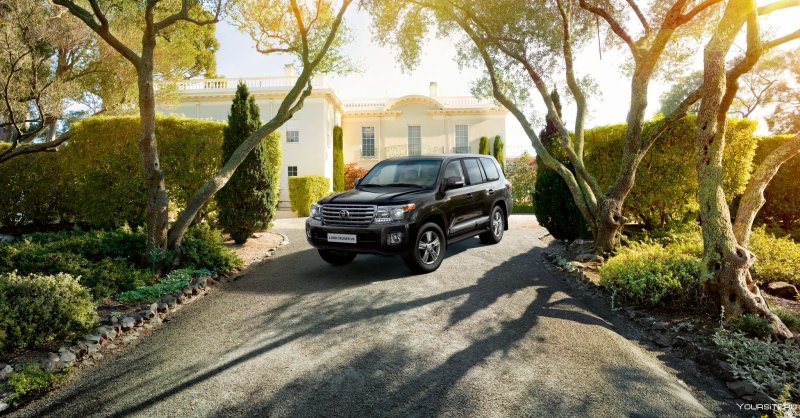 Toyota Sienta гибрид 2 поколения
