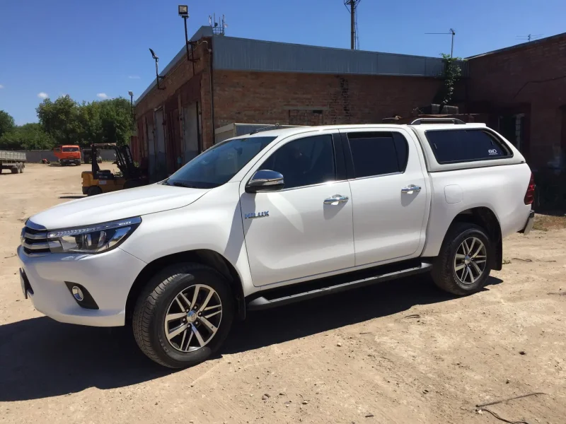 Кунг Toyota Hilux 2l 1995