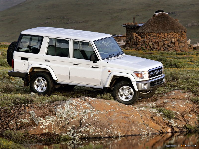 Toyota Land Cruiser j70