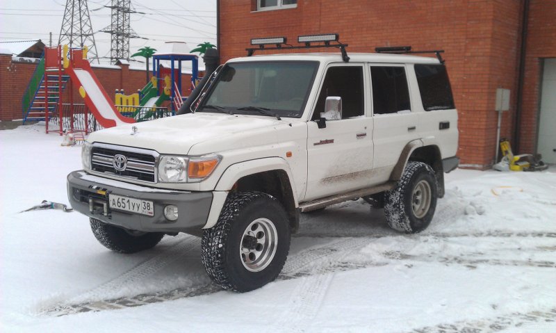 Toyota Land Cruiser 76 Hunter