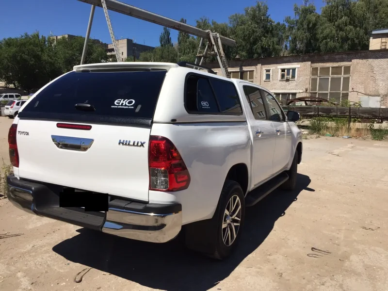 Grandbox Hilux