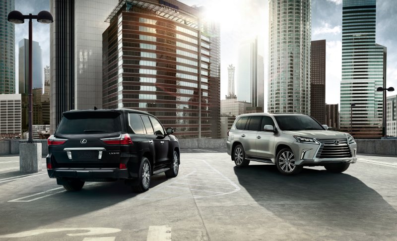 Тойота Lexus LX 570