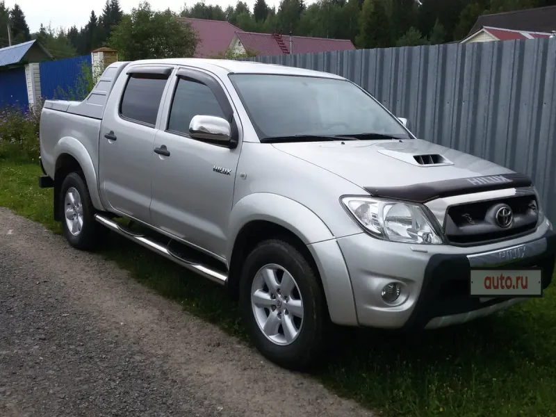 Toyota Hilux VII 2010