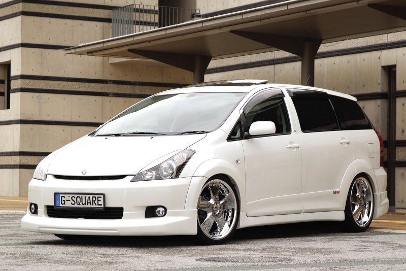 Toyota Wish g-Square