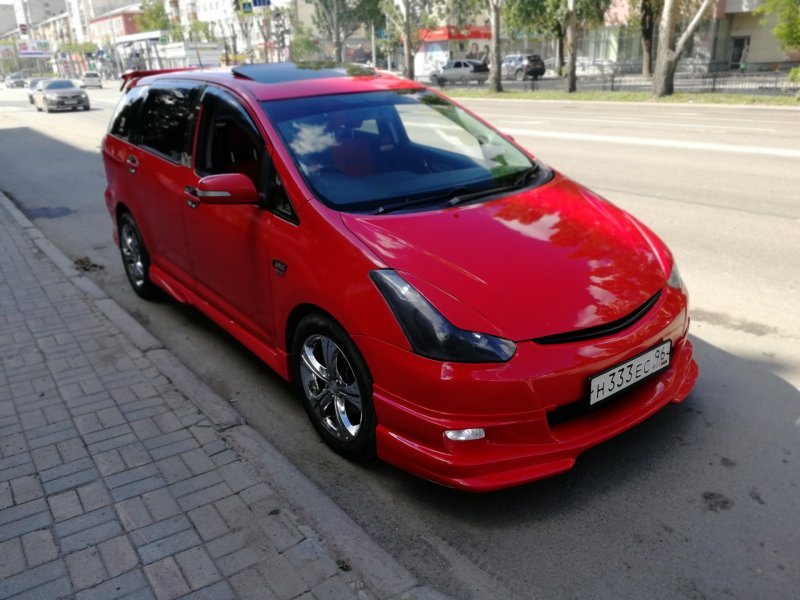 Toyota Wish 2003 Red