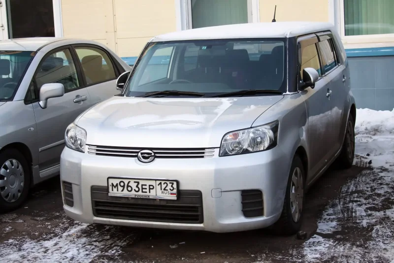 Toyota Rumion черный