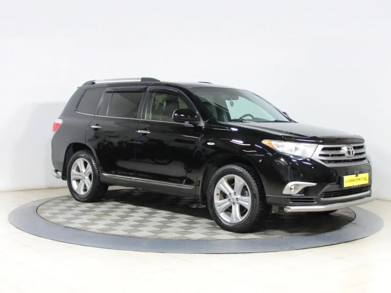 Toyota Highlander 2013 черный