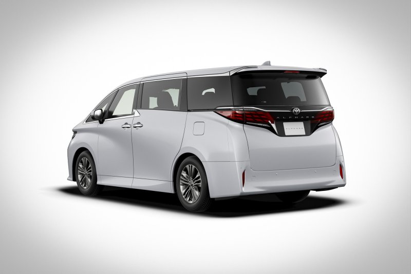 Toyota Alphard 2015