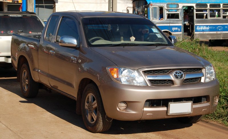 Тойота Hilux Vigo