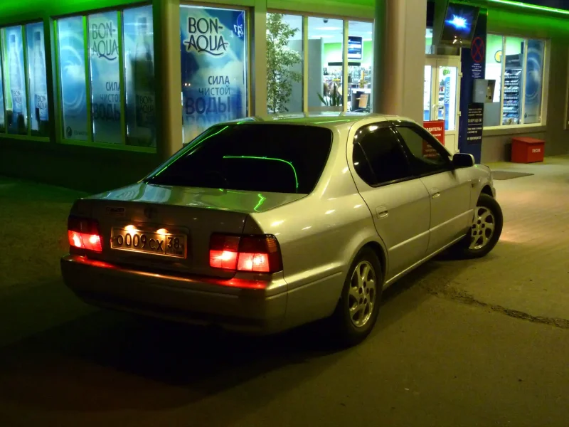 Toyota Vista sv40