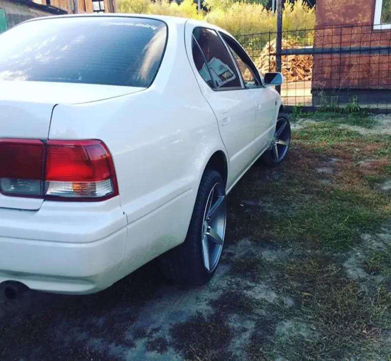 Toyota Camry sv40