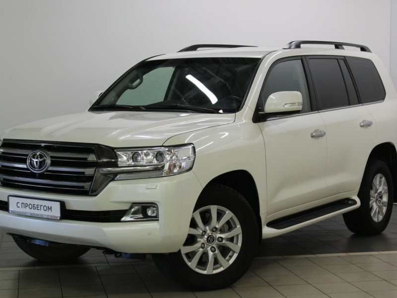 Toyota Land Cruiser v8