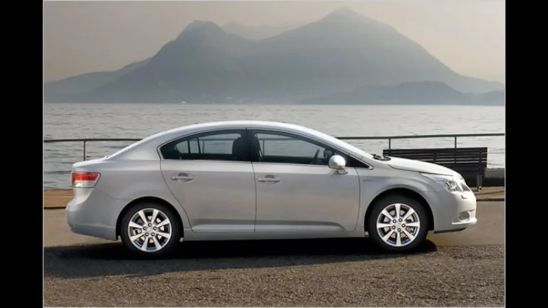 Toyota Avensis III