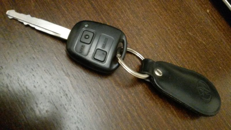 Toyota Highlander 2013 ключ зажигания