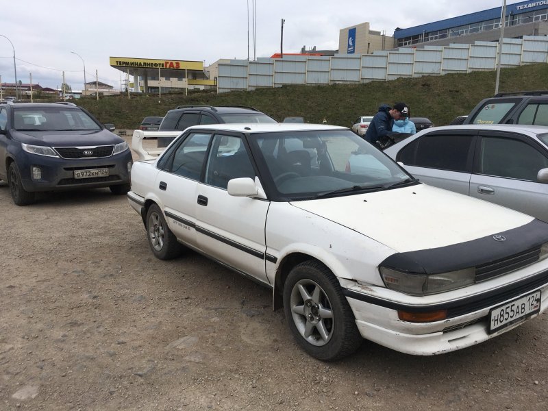 Toyota Sprinter vi (e90)