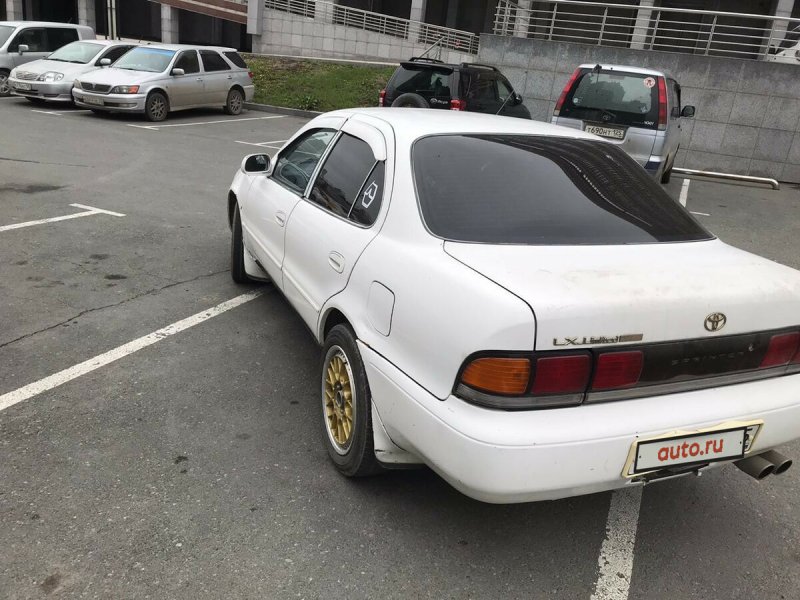 Toyota Sprinter 1995 Front