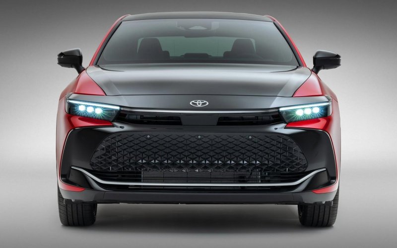 Toyota Crown 2023