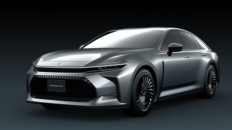 Toyota Crown RS 2022