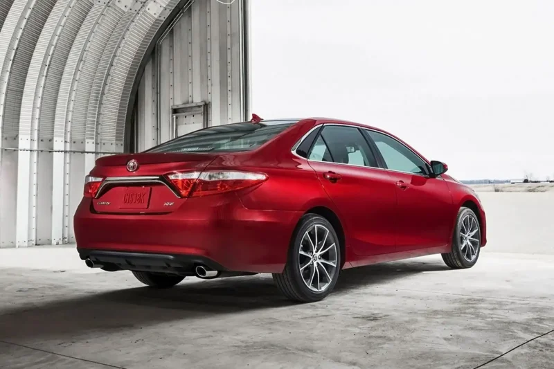 Toyota Camry v60