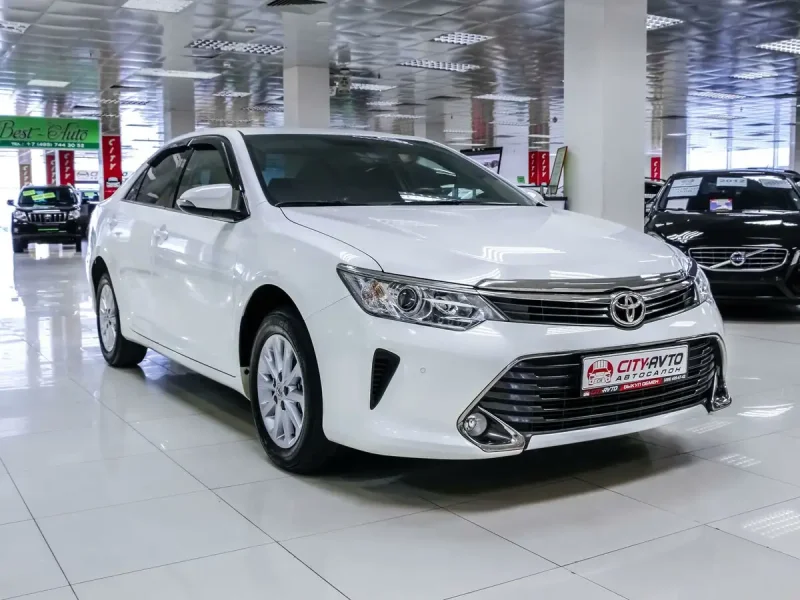 Toyota Camry 2015