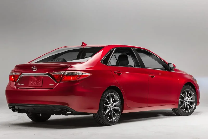Toyota Camry 2015
