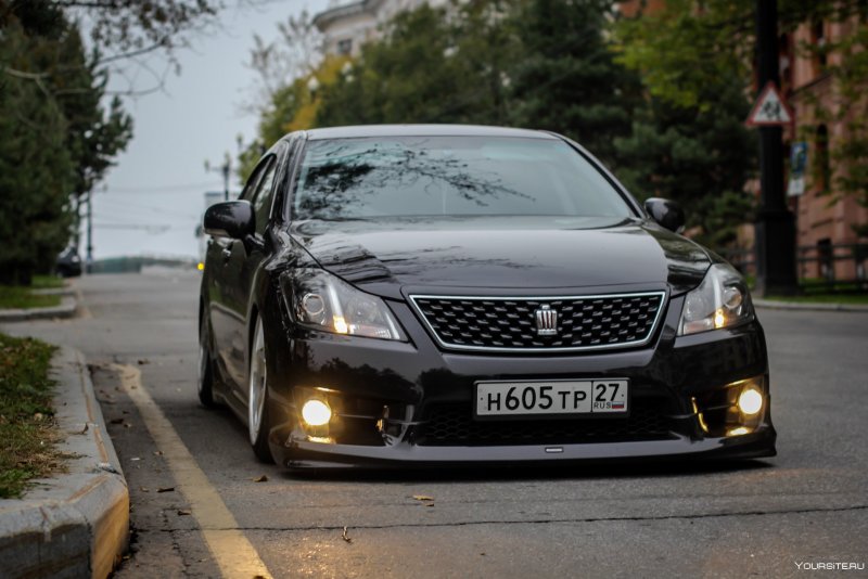 Toyota Crown athlete 2009