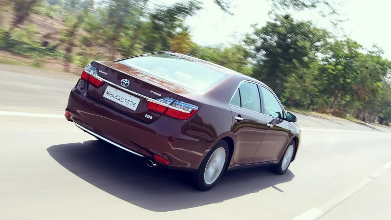 Toyota Camry Hybrid 2015