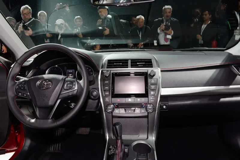 Toyota Camry 2015
