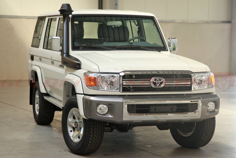 Toyota Land Cruiser 76 78