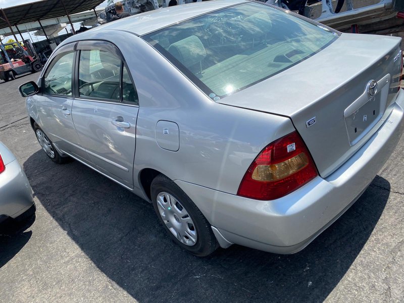 Toyota Corolla 121