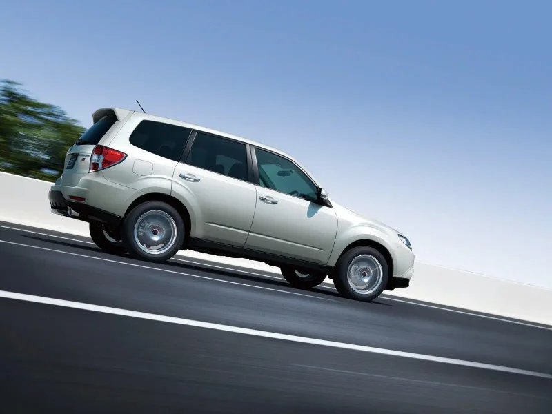 Forester 2011 спереди