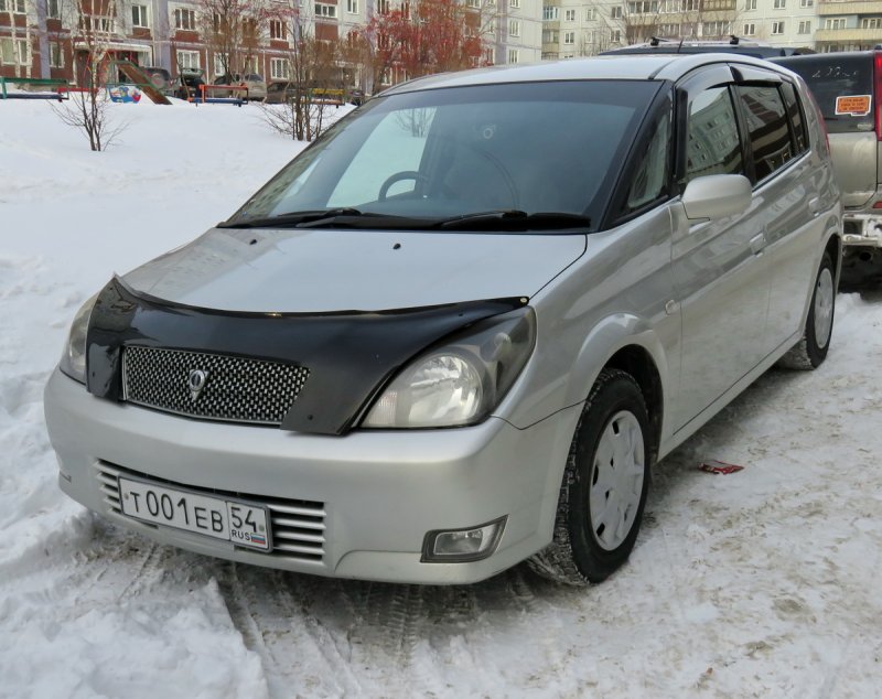 Тойота опа 2010