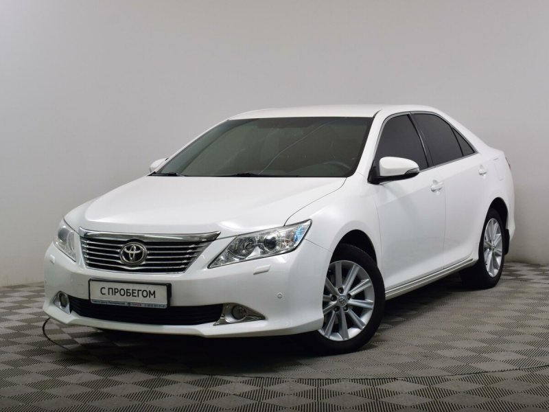 Toyota Camry 2014