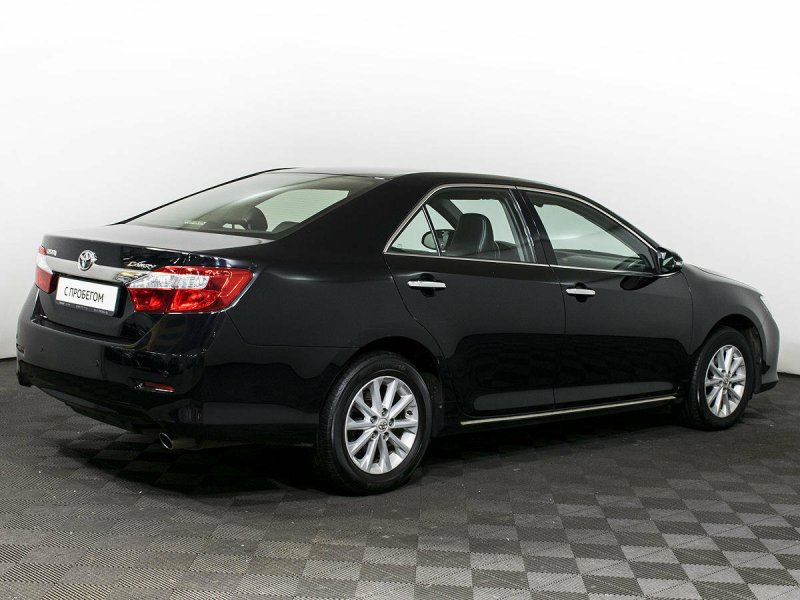 Toyota Camry xv50