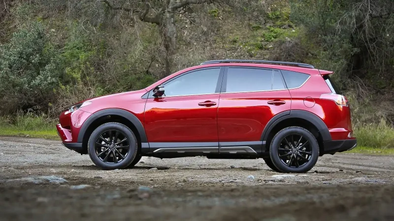 Тойота rav4 2018