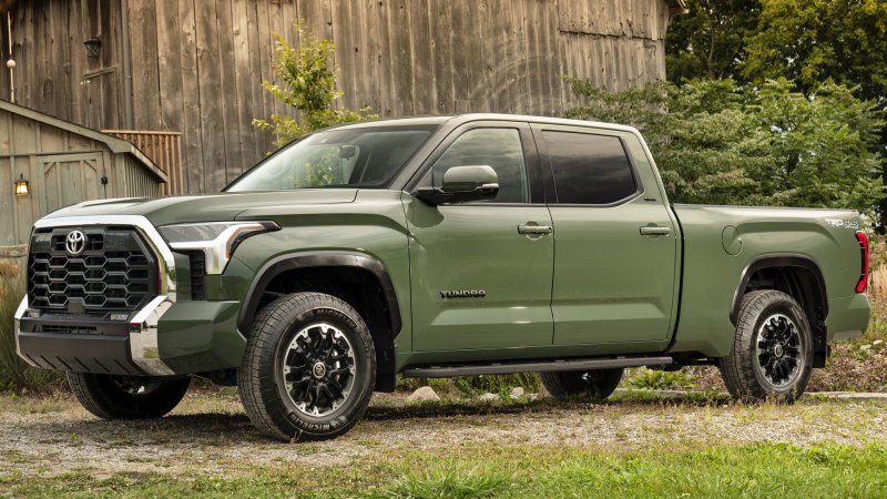 Toyota Tundra 2022 салон