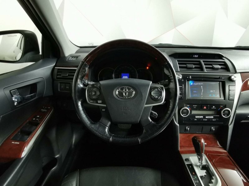 Toyota Camry xv50