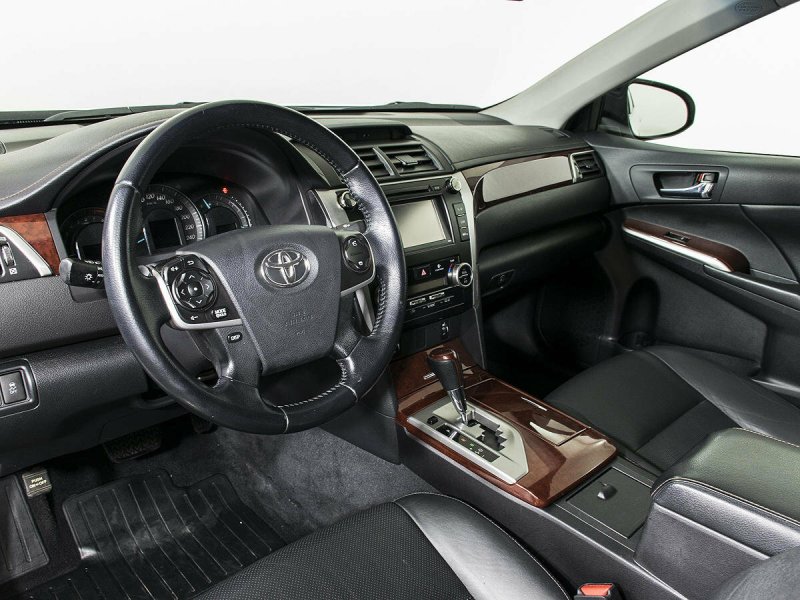 Toyota Camry xv50